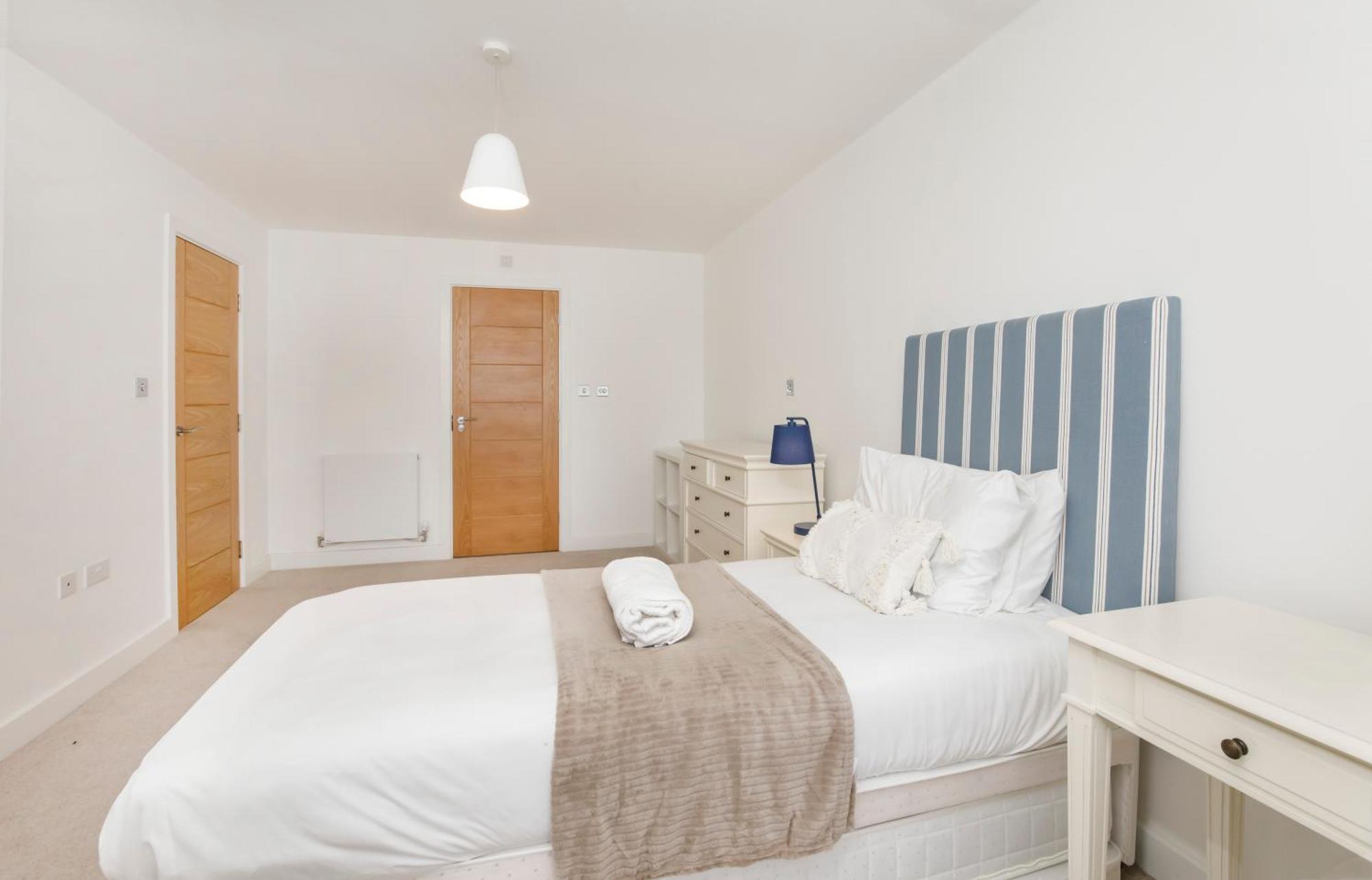 Mount Vale 4 Bedroom Luxury & Free Parking Holiday home York